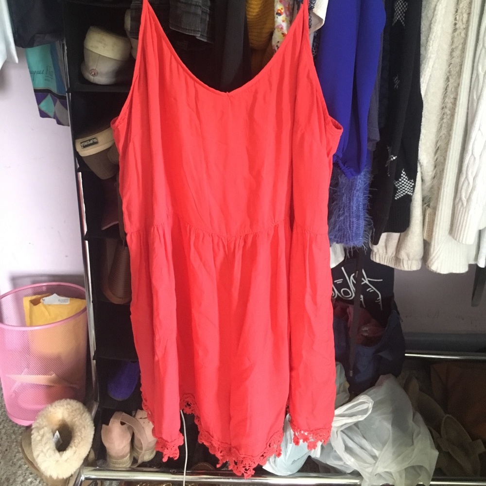 Forever 21 Coral romper, Sz L